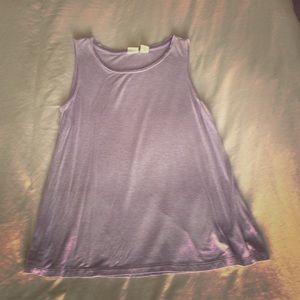 Comfortable sleeveless top